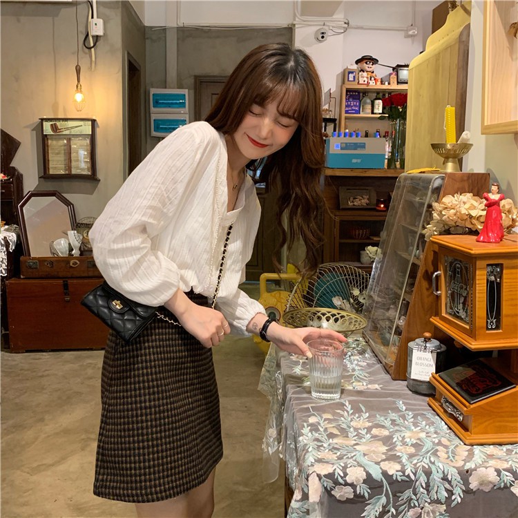 Xiaozhainv Áo sơ mi tay dài xẻ cổ chữ V dáng rộng phong cách thời trang cho phái nữ