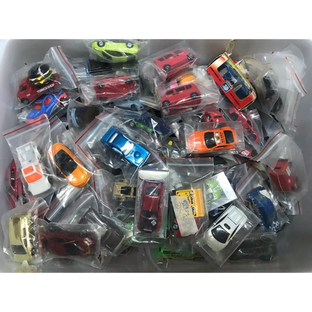 Xe mô hình Hotwheels (đã qua sử dụng) phần 4, tỉ lệ 1/64