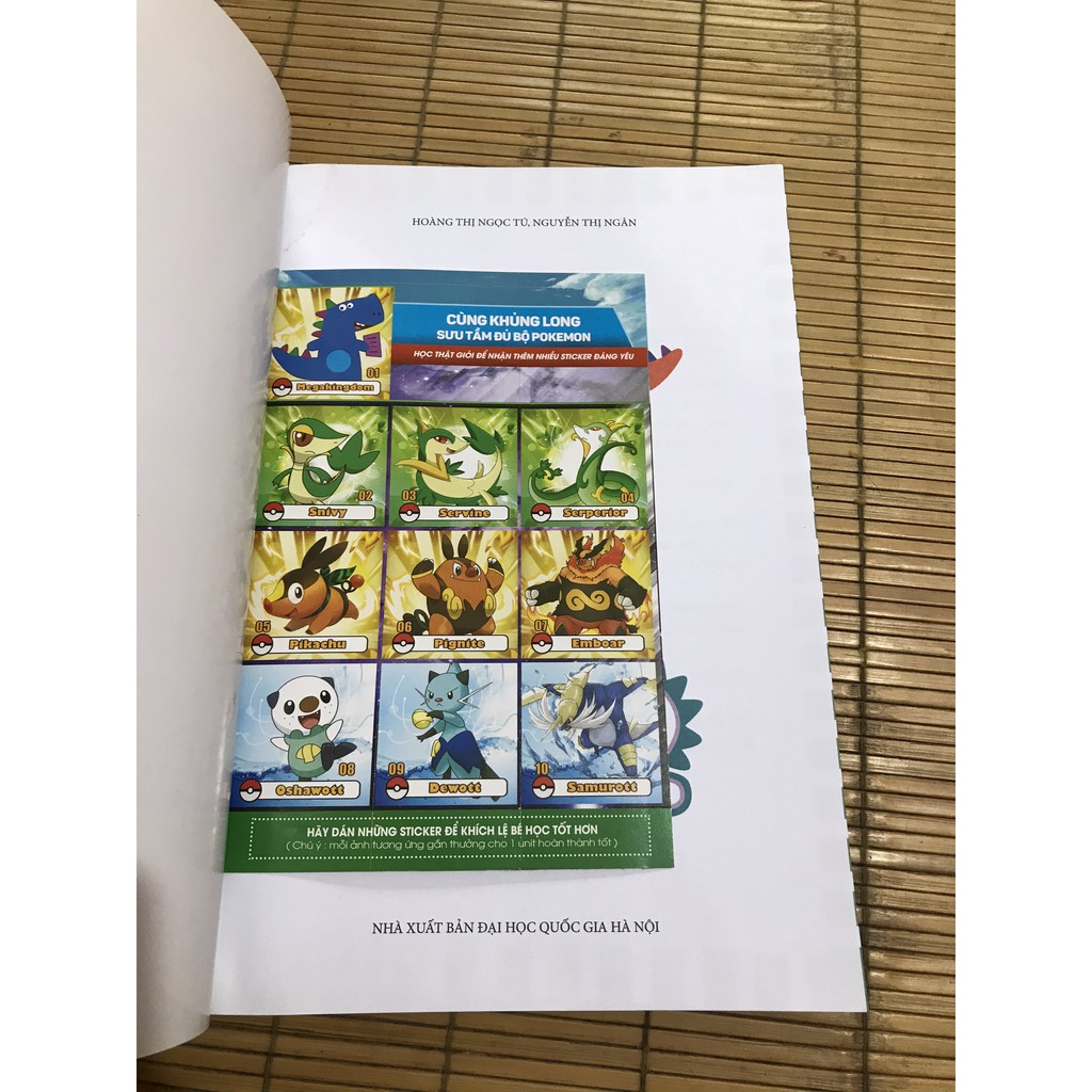 Sách - Cùng Khủng Long Học Tiếng Anh Theo Chủ Đề Lớp 2 (Tái Bản)