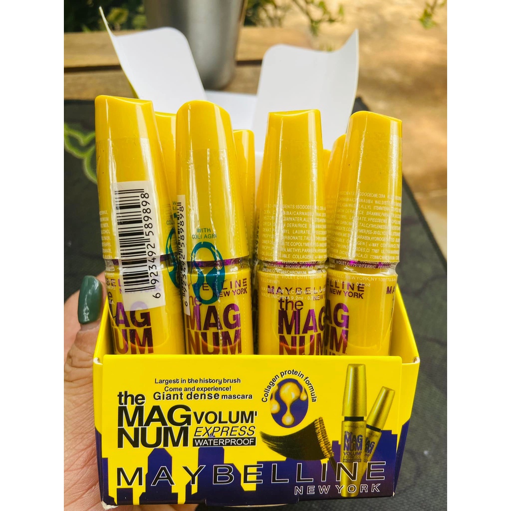 Chuốt dài mi Maybeline vàng