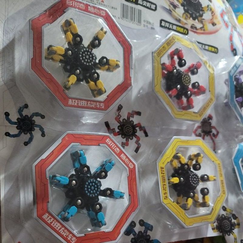 Con quay spinner hồi chuyển quay 360° tạo hình robot biến hình sáng tạo cho bé