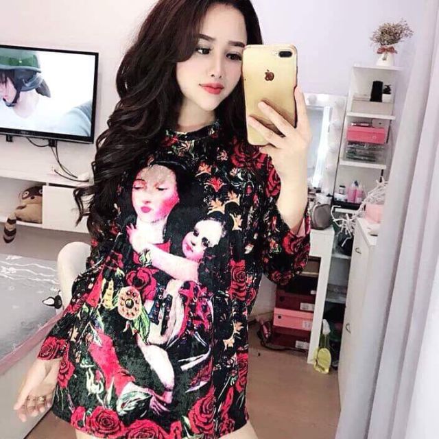 Đầm suông hình auth