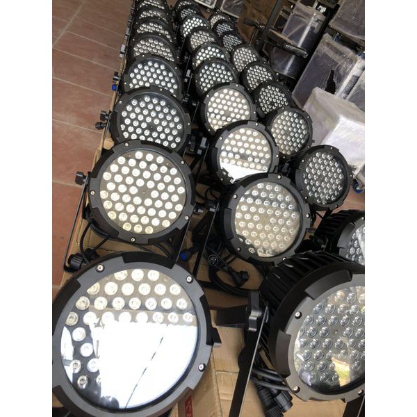Đèn Led 54x9W Full OutDoor