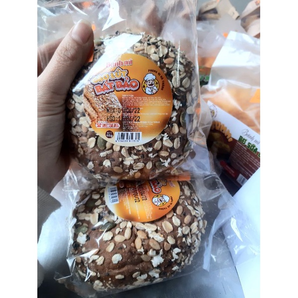 BÁNH MỲ GẠO LỨT BÁT BẢO/Bánh ăn sáng