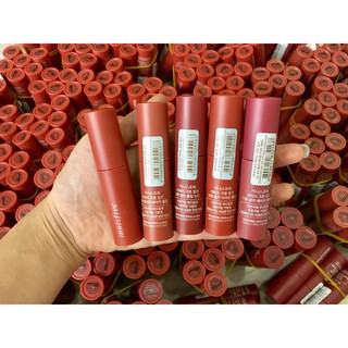Son Innisfree Vivid Cotton Ink kem lì