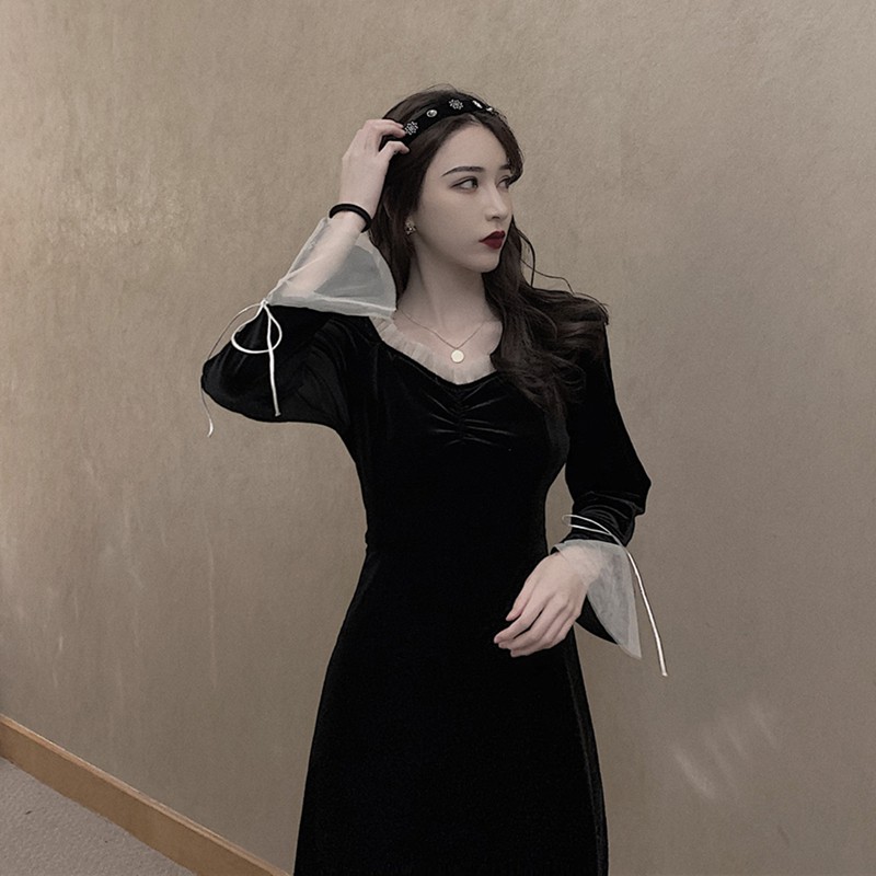 Đầm Nhung Tay Dài Cổ Chữ V Phối Lưới Form Rộng Phong Cách Quyến Rũ | BigBuy360 - bigbuy360.vn