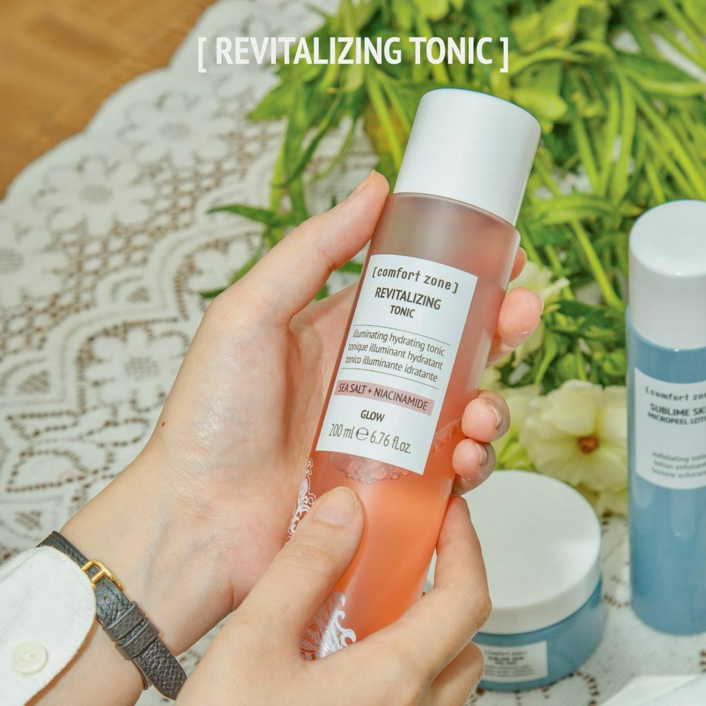 Nước dưỡng cấp ẩm làm sáng da tức thì Comfort Zone Revitalizing Tonic 200ml - Mecskincare