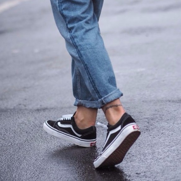 Giày Sneaker Cá Tính Van Màu Đen Nam