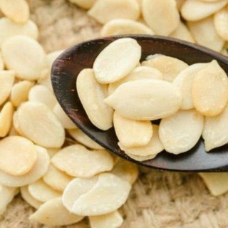 HẠT DƯA TÁCH VỎ 500gr