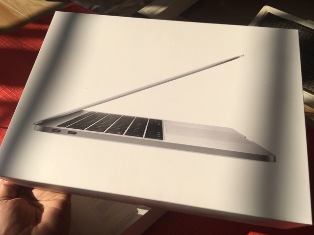 Macbook Pro 2016 hàng like new non touchbar