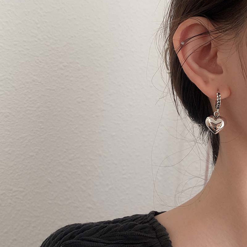 Khuyên Tai Kim Loại Hình Trái Tim Gấu Phong Cách Hàn Quốc