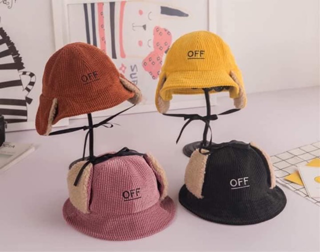 Mũ tròn OFF kèm bịt tai lông cừu siêu yêu cho bé