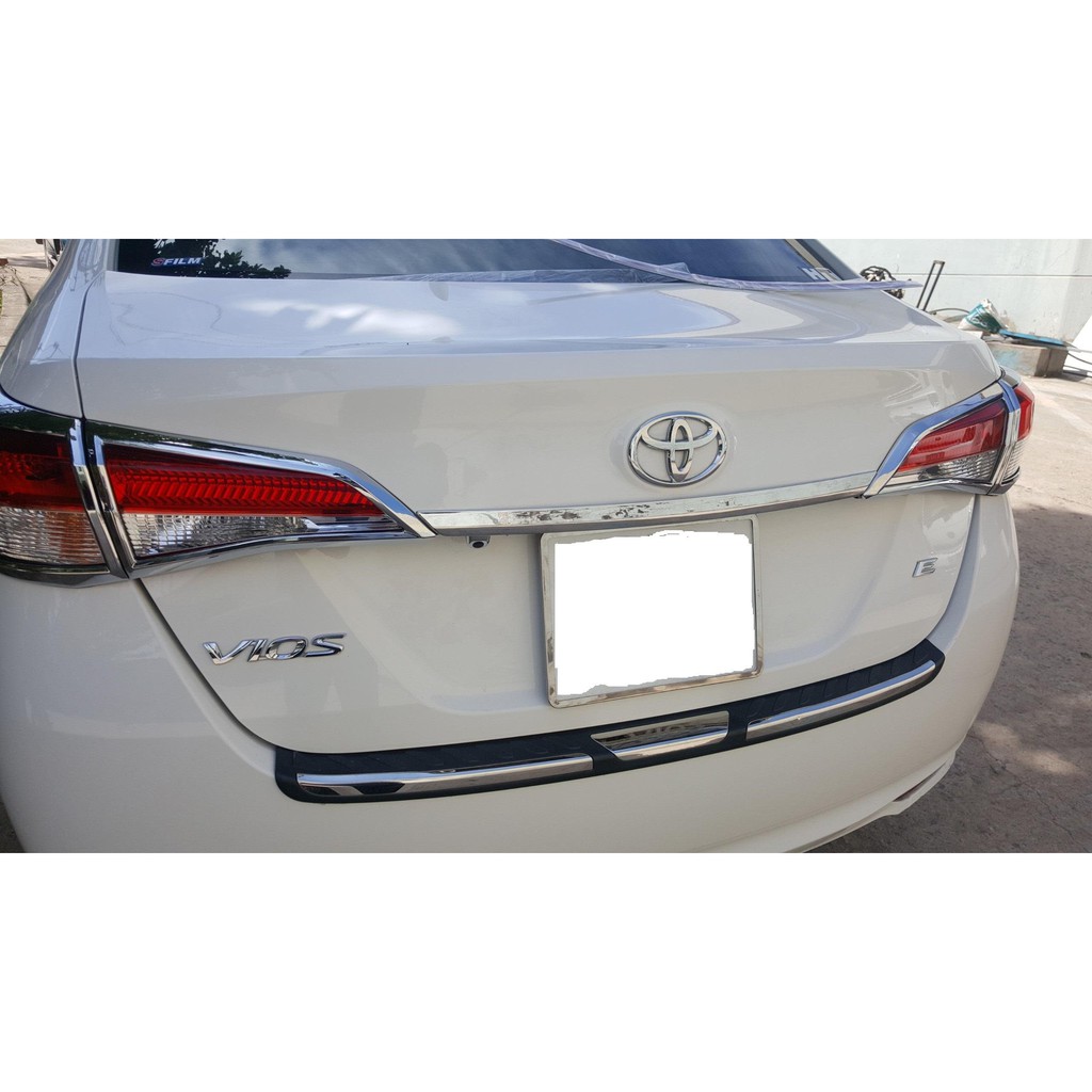 Ốp Tay cốp xe Toyota Vios các đời 2018,2019,2020,2021