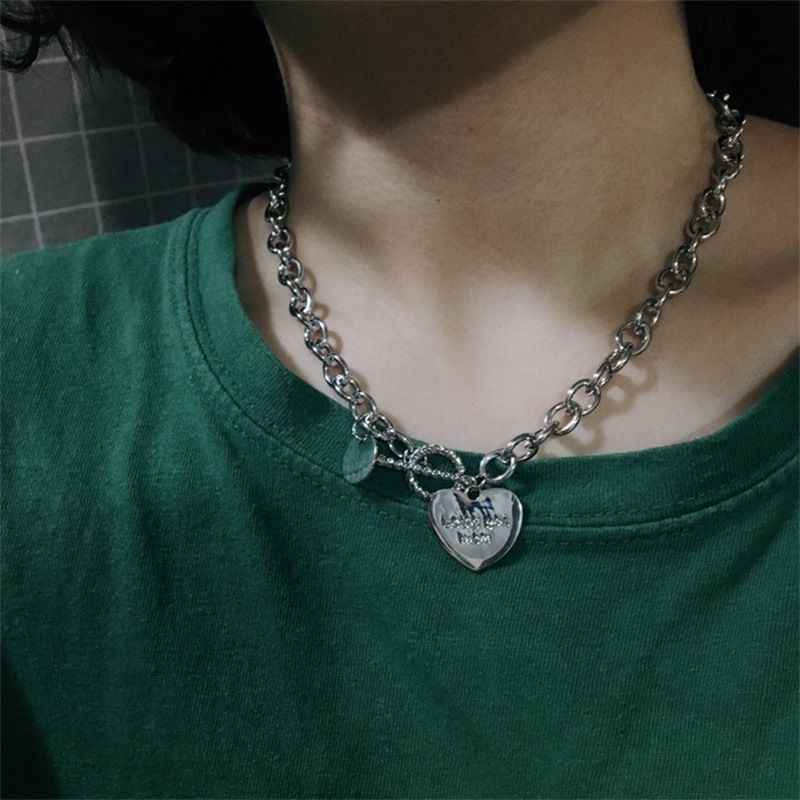 Dây chuyền ngắn bằng thép không gỉ hình trái tim và chữ I Love phong cách hip hop