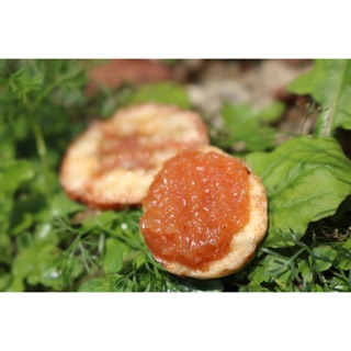 Chuối sấy kẹp me Thái Lan