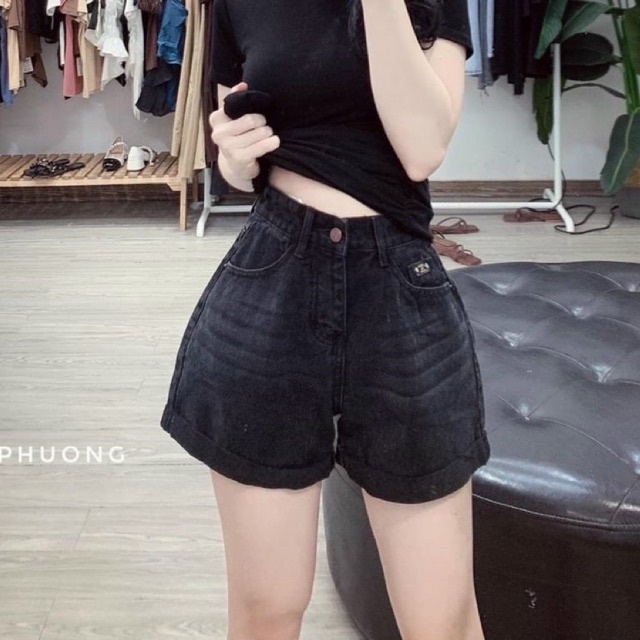 Quần sooc jeans nữ màu đen mài bạc Logo mác GG nổi xịn xò l1 hàng Xịn hot girl