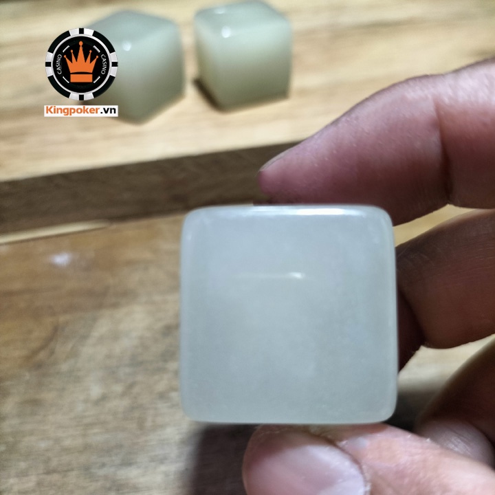 2 Viên xúc xắc trắng không số dạ quang size lớn 25mm