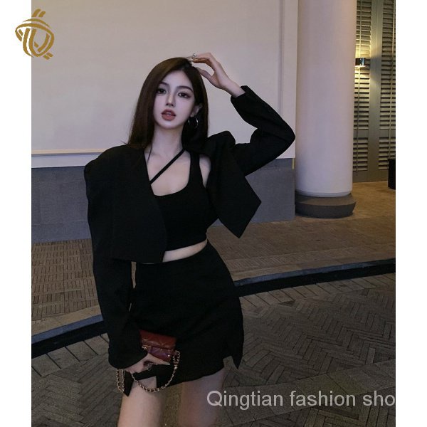Set Áo Khoác Vest Tay Dài Màu Đen + Áo Ngắn + Chân Váy Xẻ Tà Thời Trang Dành Cho Nữ Top2021Autumn