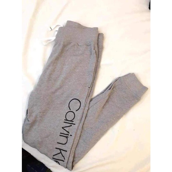 Quần jogger của ck hàng chuẩn auth