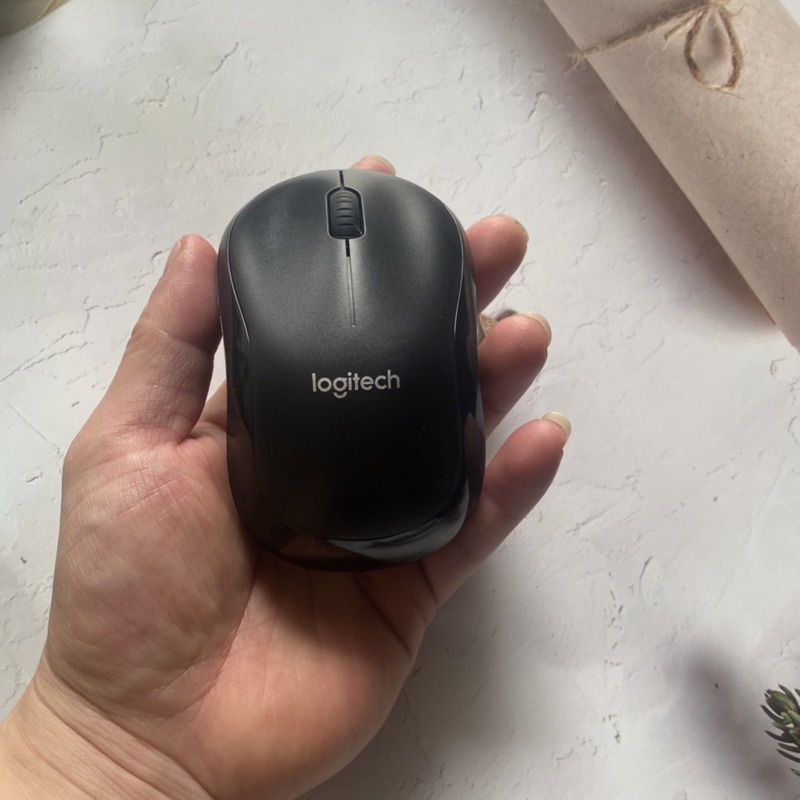 Chuột Không Dây Logitech M220 Không Tiếng Động- Có Công Tắc On/Off - Độ Nhạy Cao