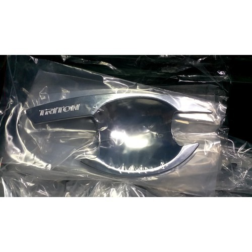 Ốp tay nắm, hõm cửa xe Mitsubishi Triton đời 2016- 2020, 2021, 2022 mạ crom cao cấp