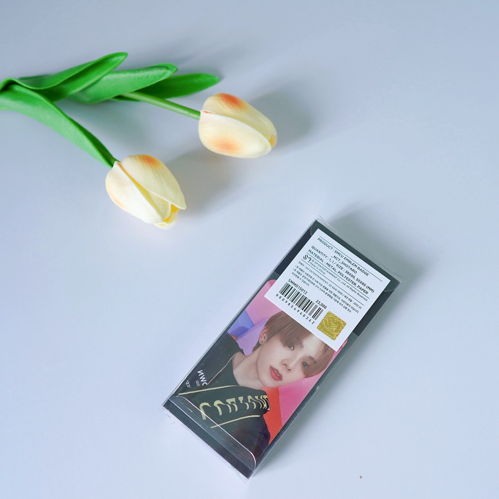 Thẻ ảnh + huy hiệu SMCU