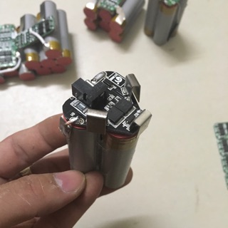 TNS..Khối pin 3s tam giác 12v 2,5A.