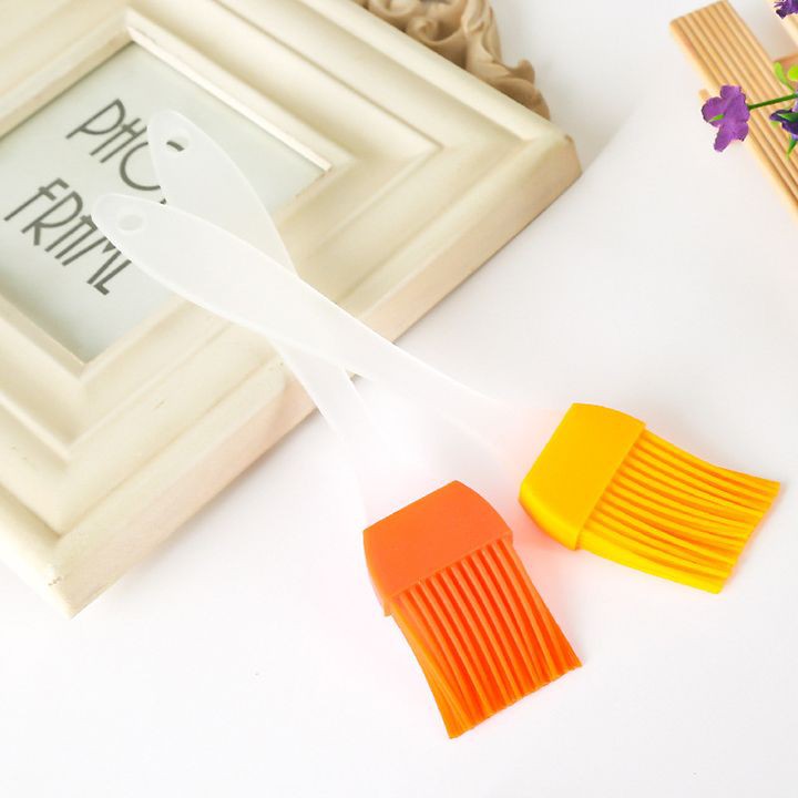 Chổi quét dầu silicon làm bánh nấu ăn cán dài tiện lợi chịu nhiệt