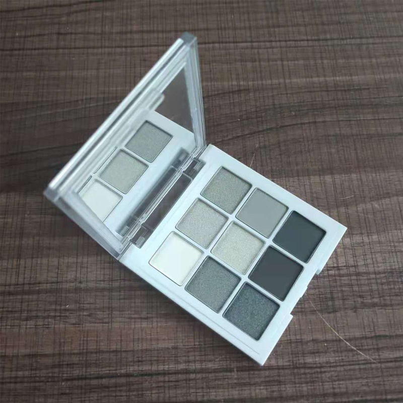 Bảng Phấn Mắt YOUYO 9 Màu Tông Nhũ Kim Tuyến