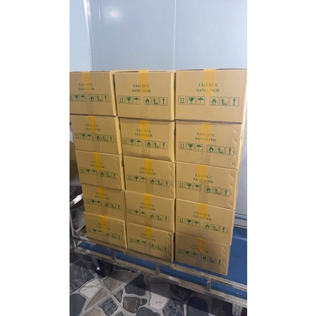 Nước rửa tay khô diệt khuẩn Tâm Đức Sanitizer dạng gel chiết xuất tinh dầu quế chai 500ml | BigBuy360 - bigbuy360.vn