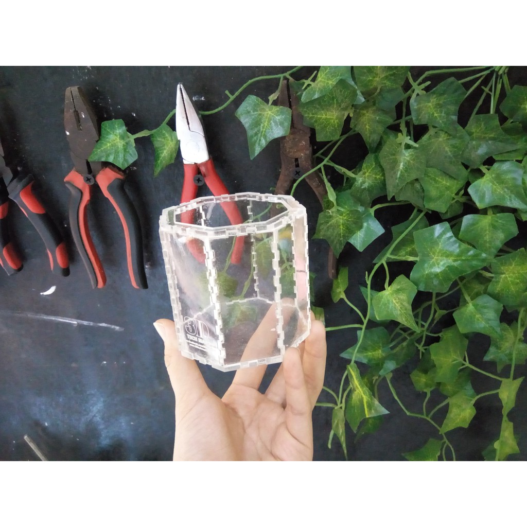Hộp Nuôi Nhện Lục Giác 8-8-8 (tank tarantula)