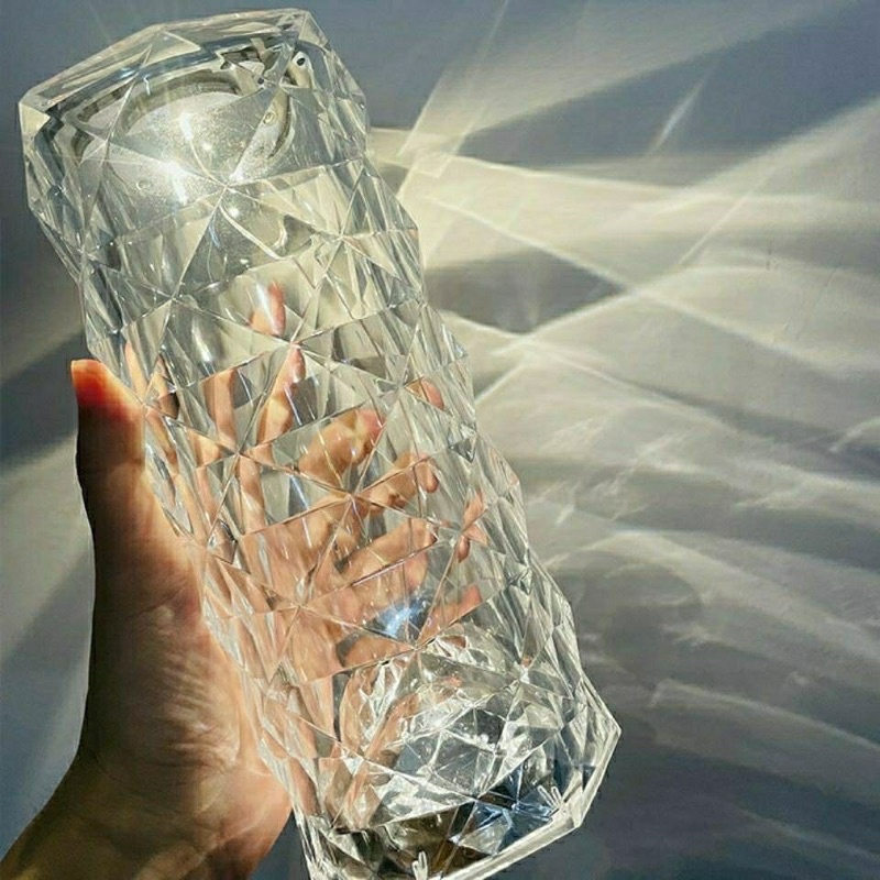 [LOẠI TỐT] Đèn ngủ để bàn, đèn ngủ pha lê cảm ứng 16 màu, hai chế độ sáng/tối và có điều khiển từ xa