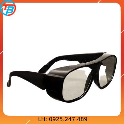 Kính Bảo hộ lao động giá rẻ - Mắt kính bằng nhựa CÁP THÉP Thái Bình VinàN