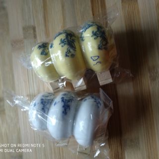 Cóng sứ dáng bầu ( cóng ăn chào mào)