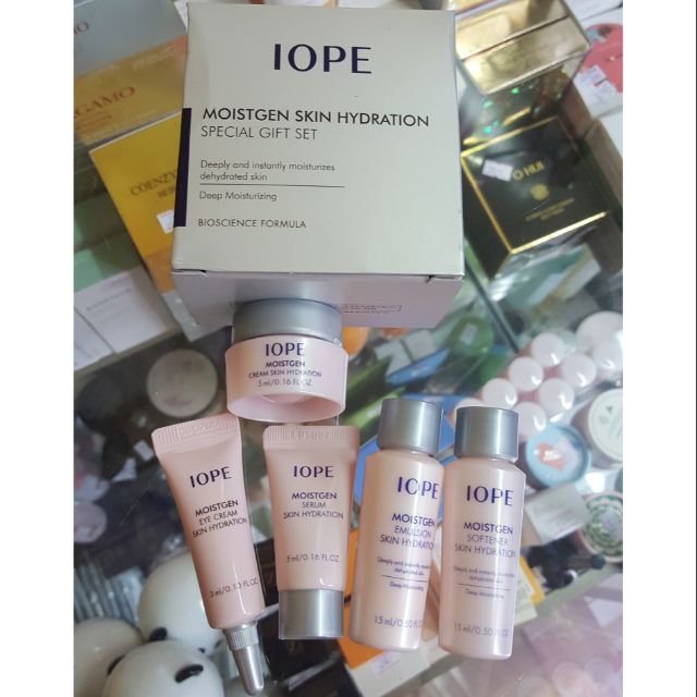 IOPE Moistgen Skin Hydration Special Gift Set Kit