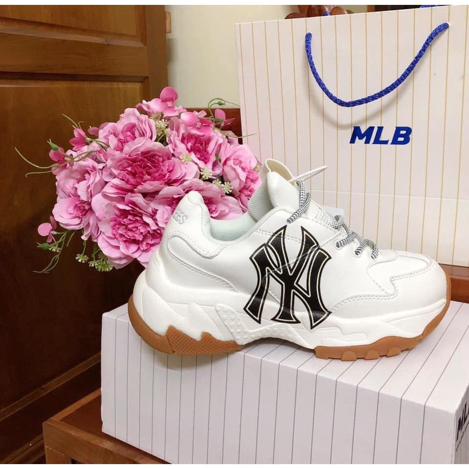 𝐒𝐀𝐋𝐄 ĐẬ𝐌 ] ✅[ Full Box ]Giày Sneaker mới nhất hót nhất 2021 bản chuẩn full size 36-43 | BigBuy360 - bigbuy360.vn