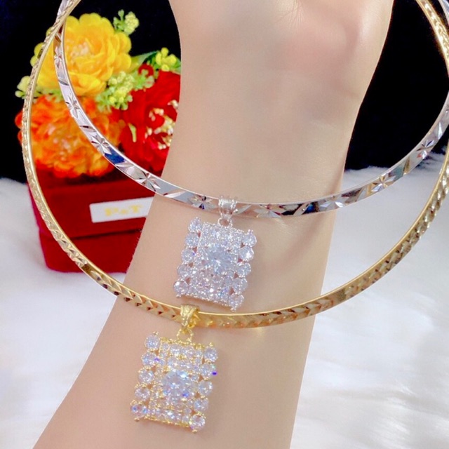 Kiềng cổ kiểu chạm mặt đính xoàn màu vàng 18 màu bạch kim cao cấp