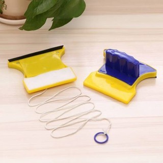 Dụng cụ lau chùi kính cửa sổ 2 bên có nam châm tiện dụng
