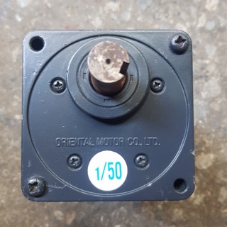 Motor giảm tốc 60w điện áp 220v