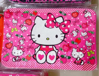 Thảm dậm chân Kitty siêu dễ thương