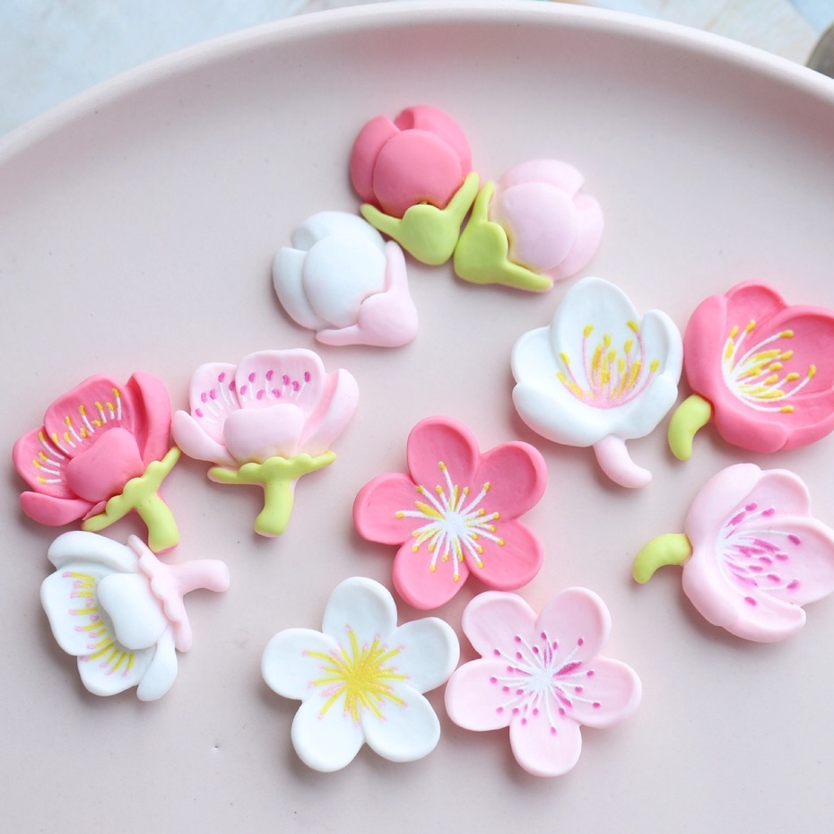 Charm (C545) slime/ Dụng Cụ Charm Trang Trí [Ko Keo &amp; Nút] Hình ảnh Hoa Đào Nở Sang Trọng Tết 2023  - 01 Cái