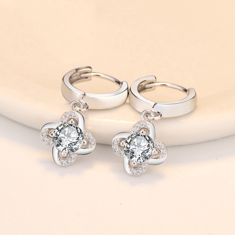 Bạc Tai Trang Sức Nữ Đơn Giản Của Bông Tai Bạc Phụ Kiện Cỏ May Mắn Theo Phong Cách Hàn Quốc