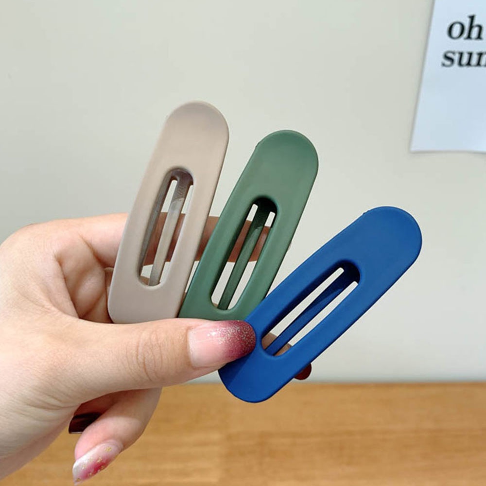 1 kẹp tóc màu sắc ngọt ngào đơn giản cho nữ