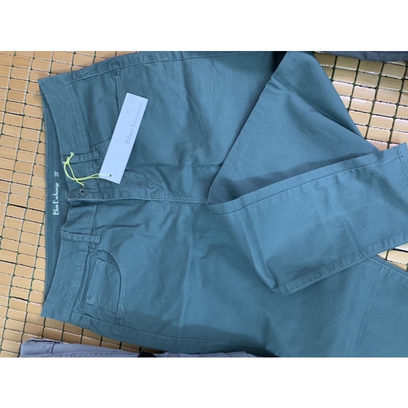quần kaki dài và lỡ the blues 27-28 vải mịn đẹp lưng cao