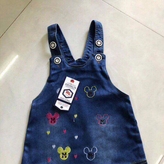 Yếm size 1-6 từ 8-20kg, giá sỉ thanh lý 35000₫/cái, chất bán shop Ok nhé, mình ở đồng Nai nhé, sỉ theo ri có ít thôi nhé
