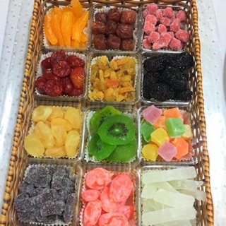 Bánh mứt- trái cây sấy