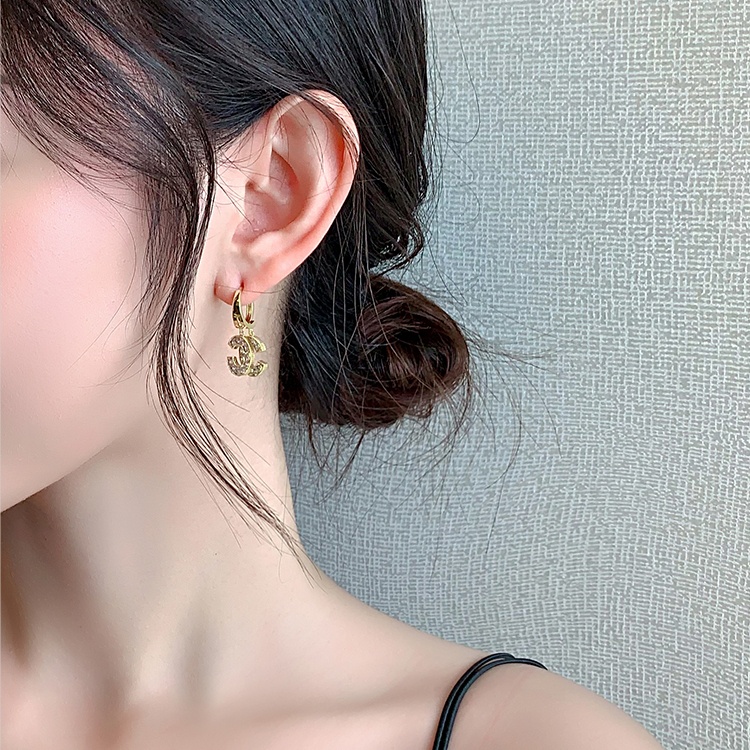 Đôi Khuyên Tai Chữ C Đính Đá Thời Trang Hàn Quốc Cho Nữ