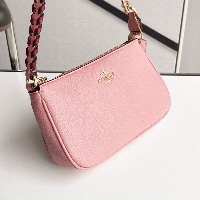 Túi COACH NOLITA 19 WITH WHIPSTITCH da thật siêu sang chảnh