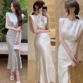 Set áo tanktop kèm chân váy midi