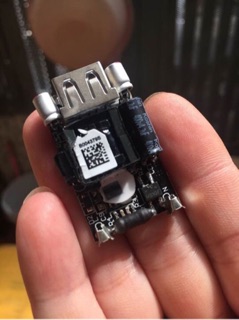 Củ sạc Iphone dẹt bóc máy bản Hàn